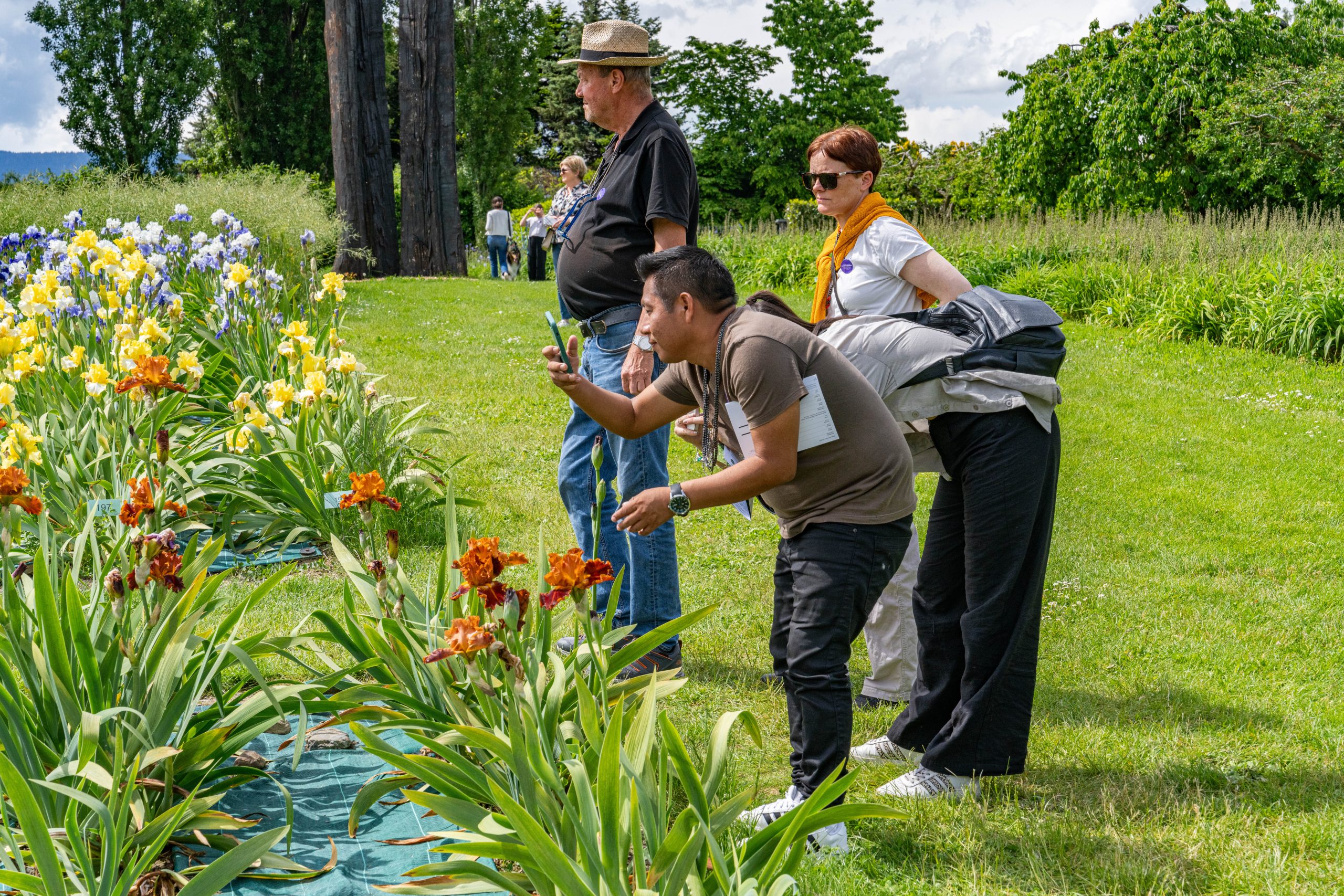 Visite du garden  de la famille Schilliger et visite des jardins du château de Vullierens (VD)